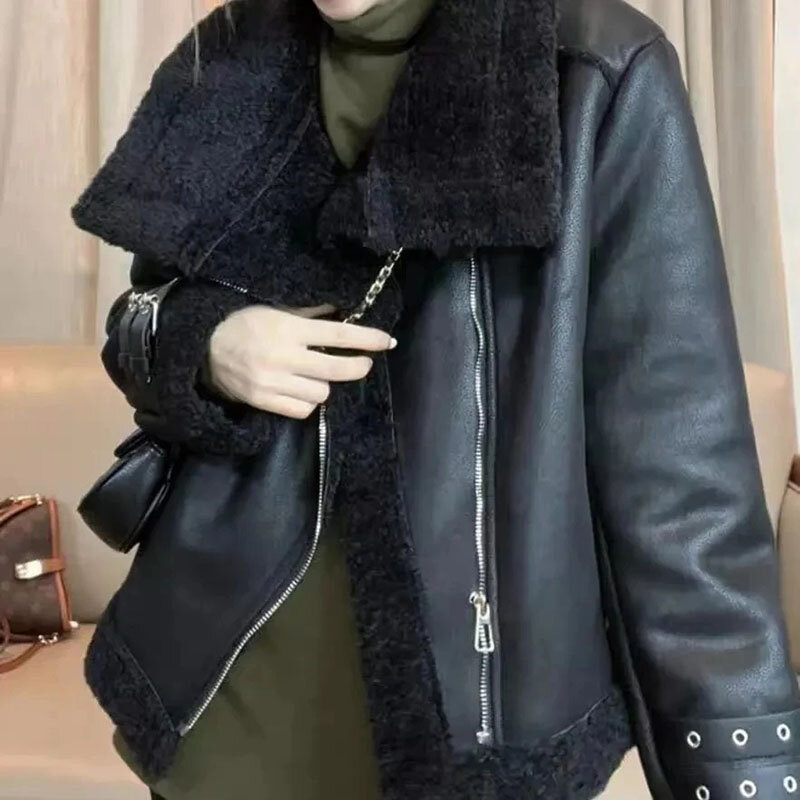 女性の厚いラムウールのオーバーコート,暖かい毛皮のコート,統合されたジャケット,ルーズな機関車,韓国のファッション,ワイルド,秋冬