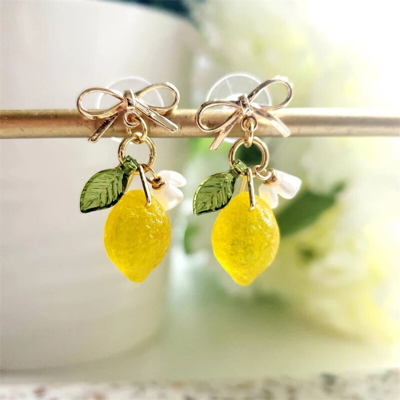1 زوج التصميم الإبداعي لطيف الزجاج الليمون إسقاط أقراط هدية عيد للفتيات لقضاء عطلة الصيف
