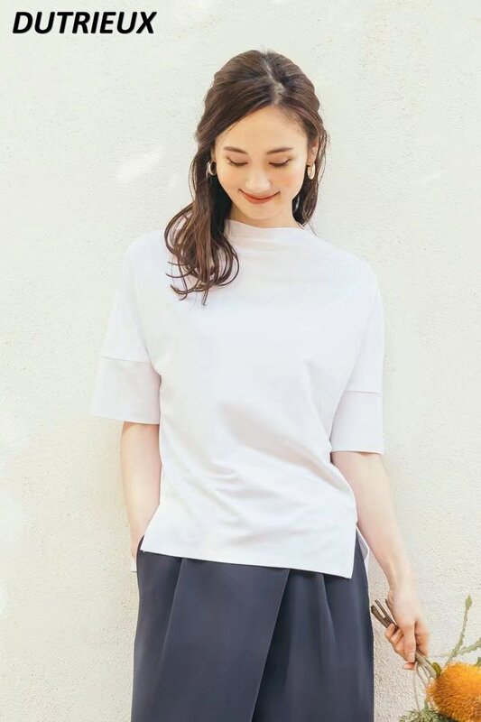 Wycięcie pod szyją luźna koszulka damskie półgolf z krótkim rękawem moda z najwyższej półki letnie damskie topy jednolity kolor biała koszulka dla kobiet