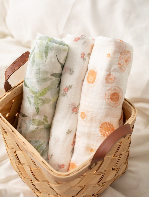 Popular Digital Print Bamboo Cotton Muslin Swaddle Blankets High Quality 120*120cm Newborn Bath Towel Wrap Baby Item Mother Kids
