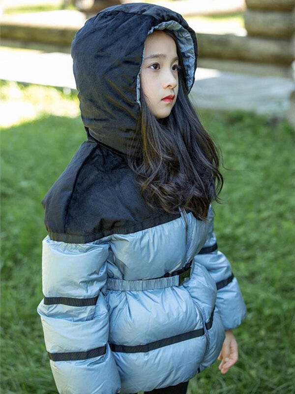 รัสเซียฤดูหนาวใหม่ผู้หญิงลงเสื้อแจ็คเก็ต Hooded เป็ดสีขาวลง Outerwear เด็ก Parka Patchwork สีหนาเข็มขัดชุด Wz904