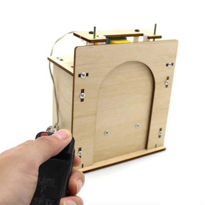 Holzlift Tür Nr. 1 selbst gemachte Haus Garage Modell elektrische Tür Kit DIY Technologie Gizmo Spielzeug