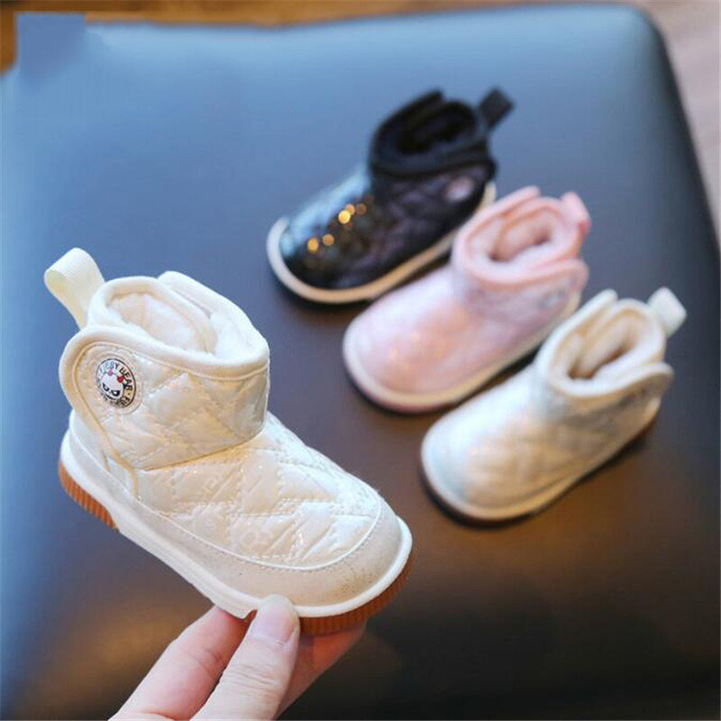 幼児用ブーツ,男の子と女の子用の暖かいスノーシュー,ソフトソールのベビーシューズ,新生児用の防水