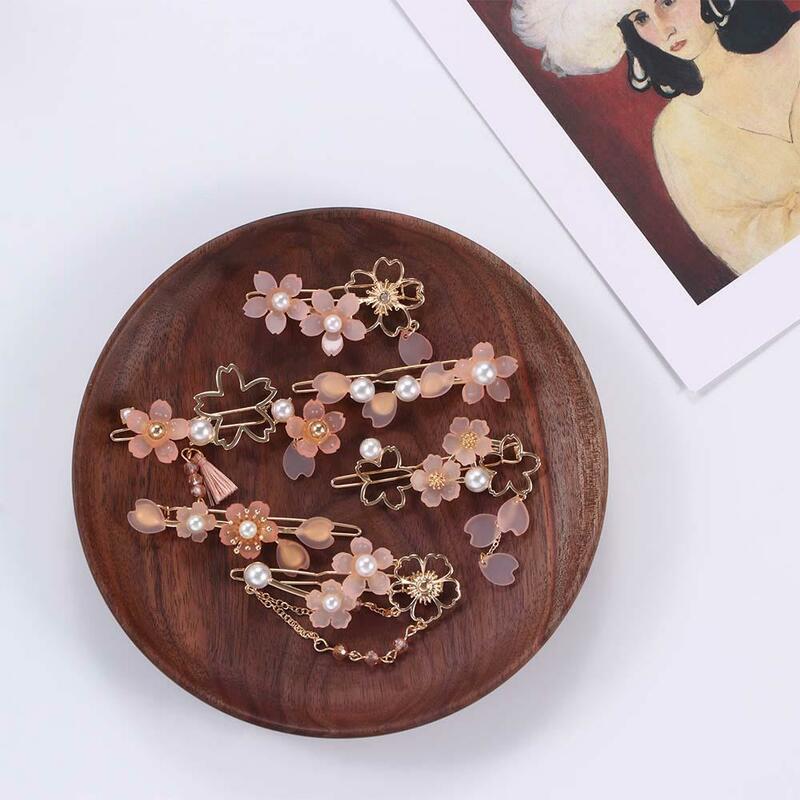 Sakura Tassel Flower Hairpins para crianças, Hairclips Kawaii para meninas, presente da moda