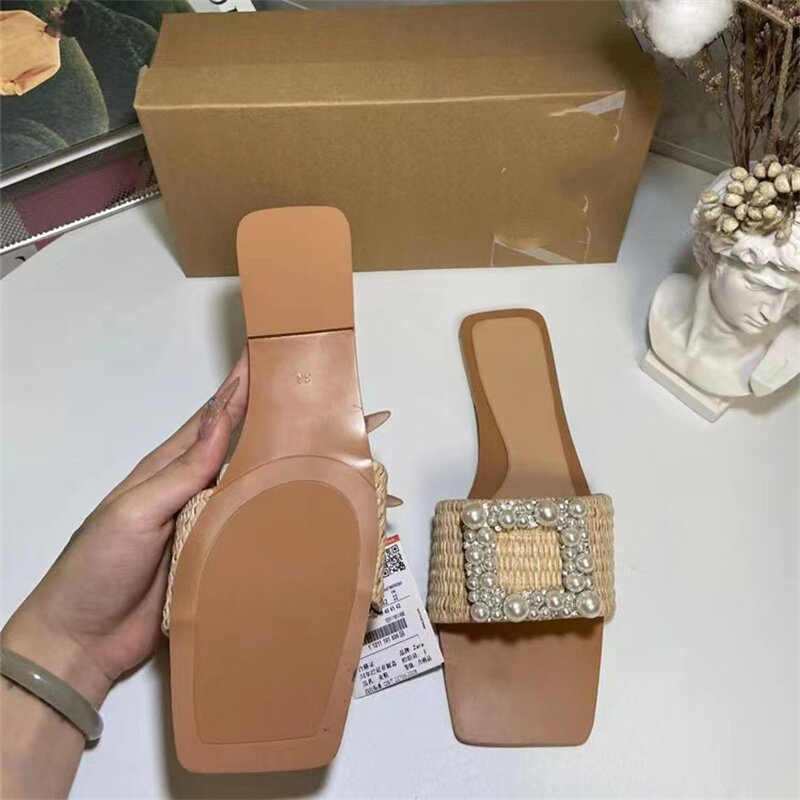 TRAF-Flats de pérolas artificiais para mulheres, chinelo elegante, dedos abertos quadrados, tecido chique, sapatos confortáveis bege, sandálias femininas