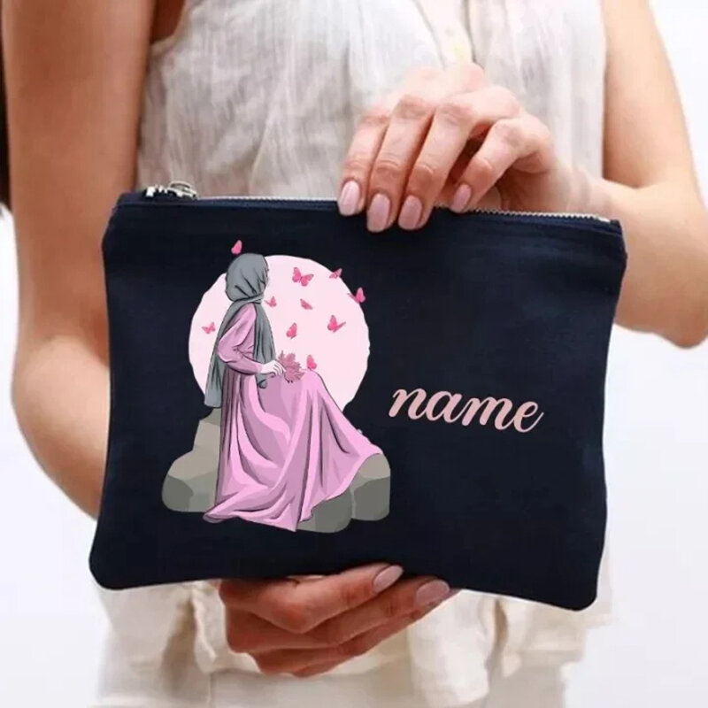 Индивидуальная косметичка с именем, модная женская Цветовая печать, подарок мусульманской девушке, Индивидуальная сумка для мытья на молнии, необходимая для путешествий