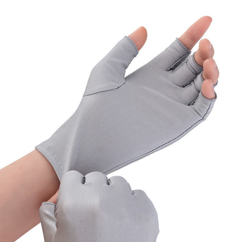 1 Pair Of Summer Breathable Half-Finger Driving Sunscreen Gloves Anti-Ultraviolet Gloves Elastic Light Manicure Special Gloves