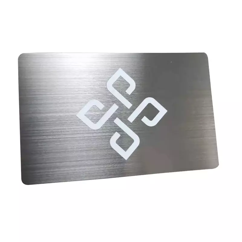 Produk kustom, kartu logam NFC cetak kustom emas perak matte hitam dengan CIP