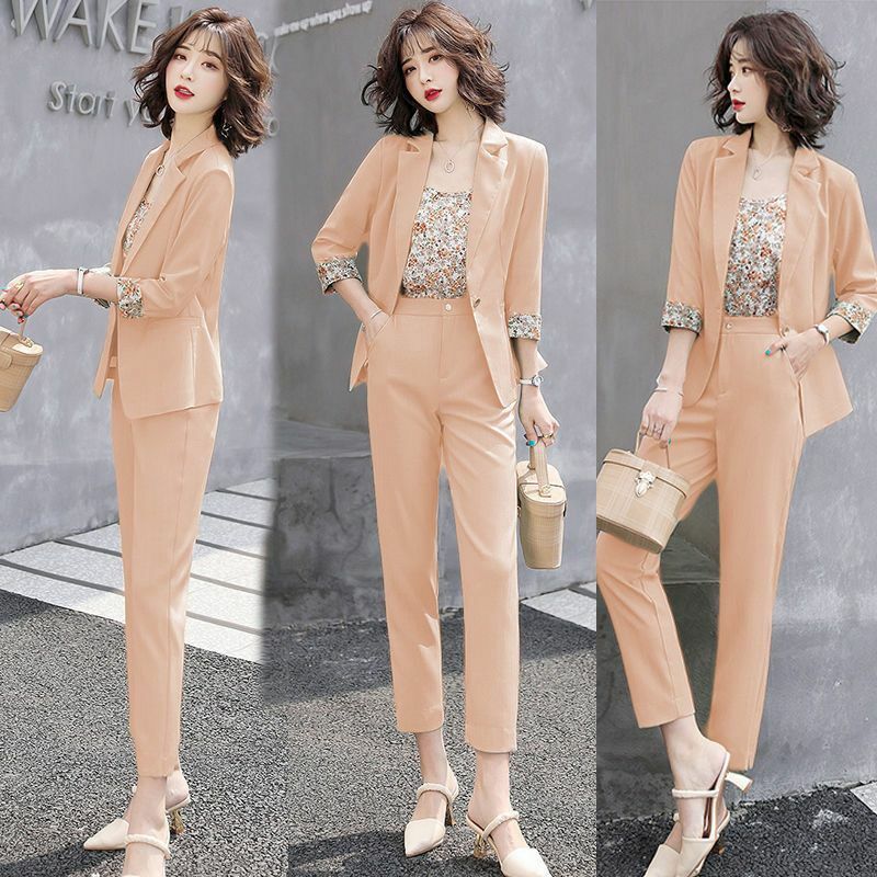 2024 New Spring and Autumn Women's Set with a Slim and Western Style High End Celebrity Light Luxury Three Piece Set