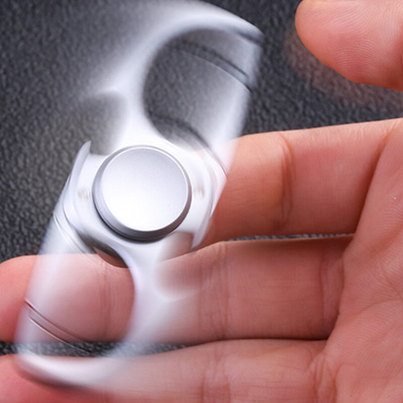 Multifunktionale Hand Spinner Metall Flasche Opener Kreisel Keychain Erwachsene Stress Relief Fidget Spinner Keychain mit Geschenk