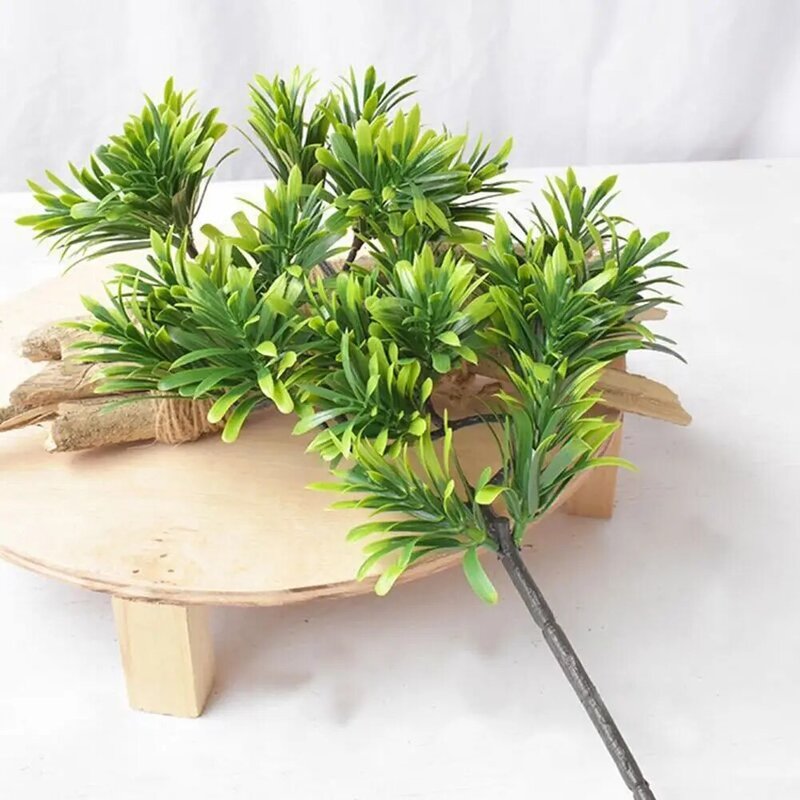 Tanaman pinus buatan kantor plastik simulasi restoran pohon pot tidak berasa 45cm halaman tanaman hijau palsu