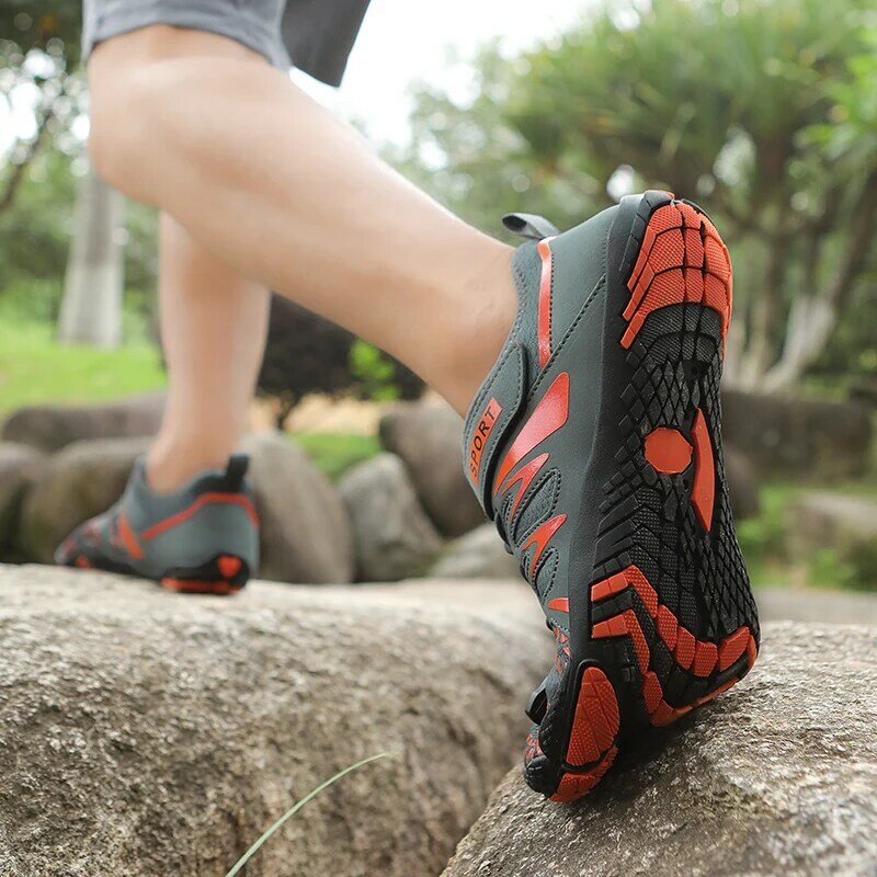 Zapatos de agua de secado rápido para hombre, zapatillas antideslizantes para fitness, descalzos, playa, senderismo, talla grande 47