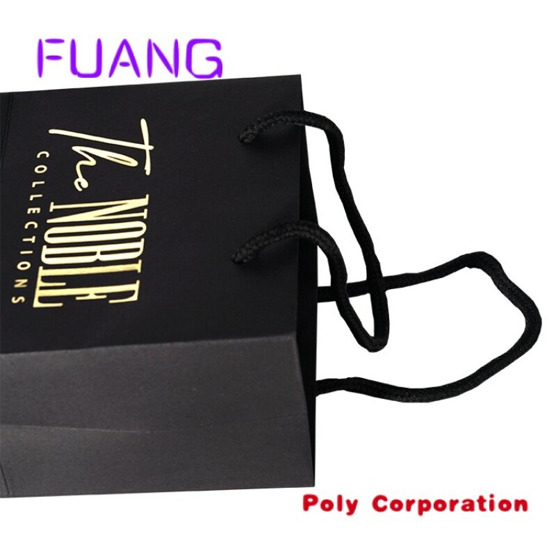Atacado personalizado luxo lidar com saco preto papel comercial com logotipo para embalagem loja