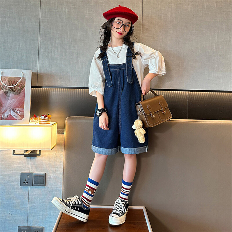 Children's jeans girls backstrap shorts Summer dress 2024 new style outside the style of wide leg pants large children style pan