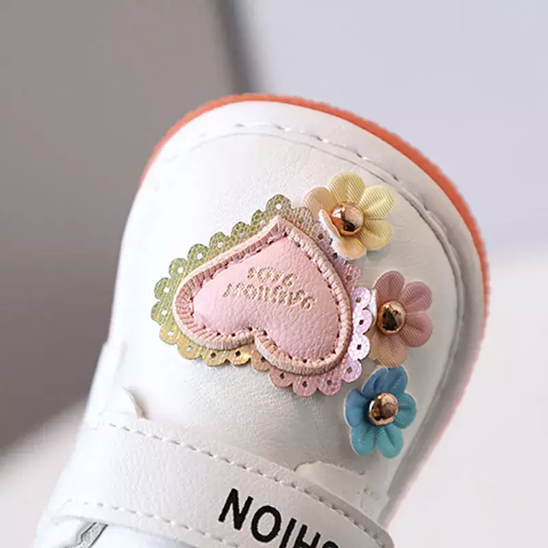 New Girl Baby Princess Shoes Soft Sole Calling Shoe Cute Baby Walking Shoes 0-1-2-3 Years Old Comfortable