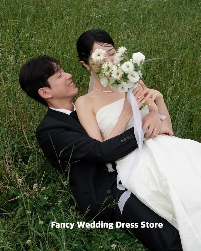 Vestido de casamento coreano sem alças, vestido de noiva, espartilho traseiro, até o chão, vestidos sem mangas, festa à noite, alta qualidade, extravagante, simples