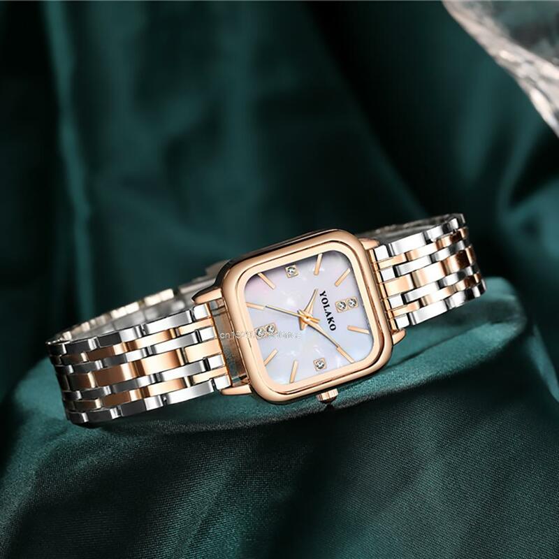Jam tangan kuarsa wanita merek mewah jam tangan modis persegi dengan berlian permukaan kerang desain warna emas jam tangan tali logam halus