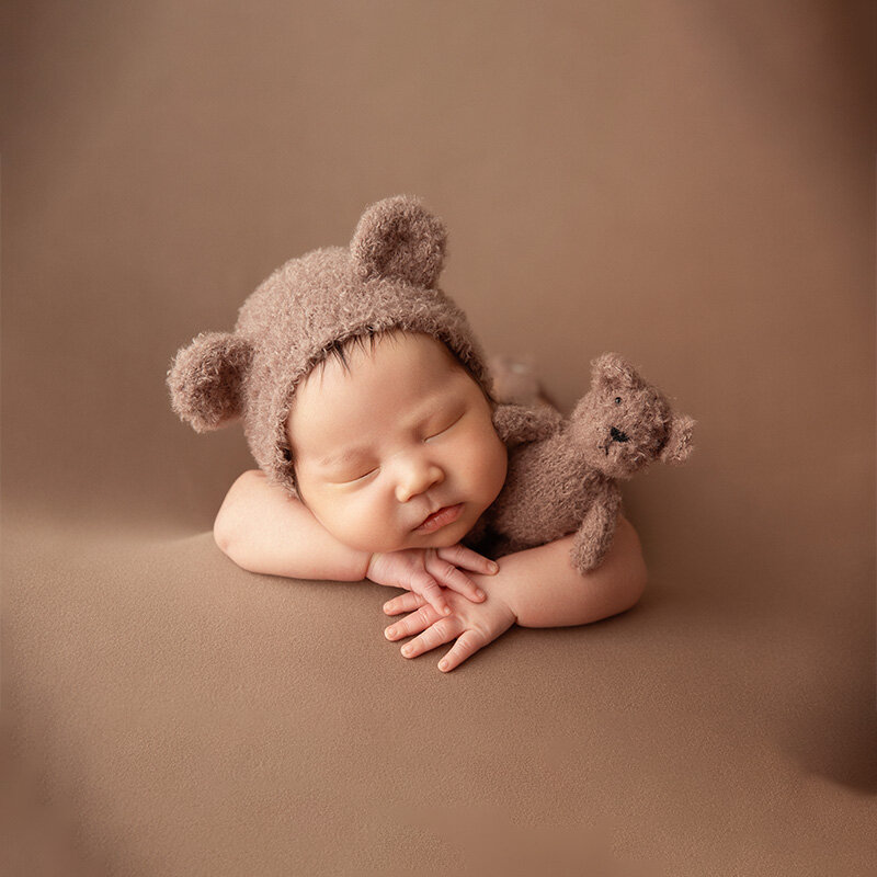 Infants Photography Props Clothes Knitted Teddy Bear Outfit Hat Bear Doll Balloon Baby Photoshoot Outfits Props Accessories