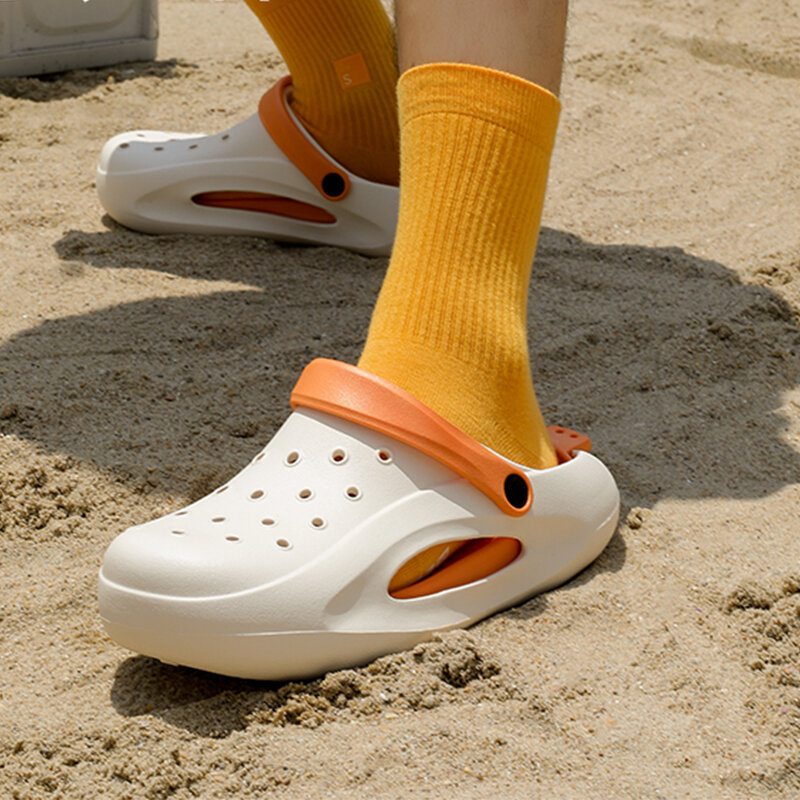 Sandal pria Hollow Out Fashion, sandal tahan air pria, sepatu selop luar ruangan musim panas, sandal taman sol lembut