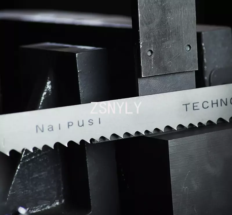 Hoja de sierra de banda bimetálica, garantía de calidad para cortar Metal, se acepta personalización, 2450-2908mmx, 27mm x 0,9mm