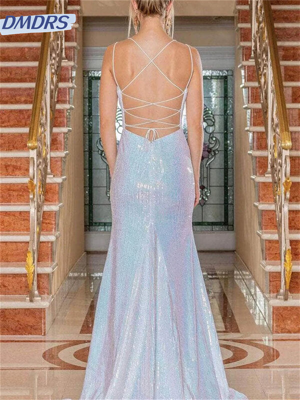 セクシーなスパゲッティストラップブライダルドレス、背中の開いたウェディングドレス、ロマンチックなフレア、床の長さ、魅力的、2024
