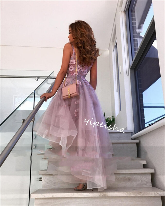Evening Prom Dress com Tulle Applique, Homecoming drapeado, A linha V-Neck, Bespoke Vestido Ocasião, Vestidos até o joelho, Arábia Saudita