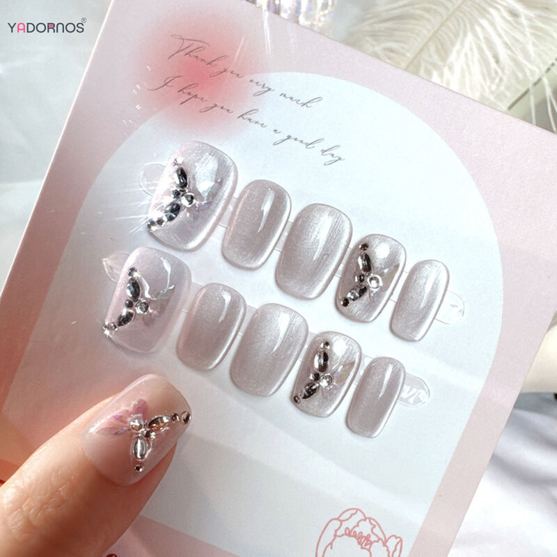 10 pezzi unghie finte fatte a mano occhi di gatto premere sulle unghie unghie finte indossabili quadrate corte punte Glitter strass farfalla Design