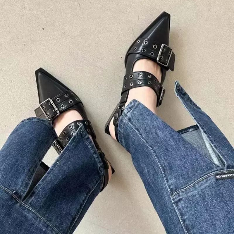 Slingback sepatu hak Chunky untuk wanita, sandal Pump Gothic gaya jalanan, sandal kasual Vintage hak sedang Musim Semi Musim Panas 2024