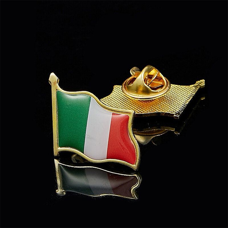 3Dイタリア波旗ブローチ、金色のピンバッジ、ラペルピン、イタリア国旗、衣類、バッグ