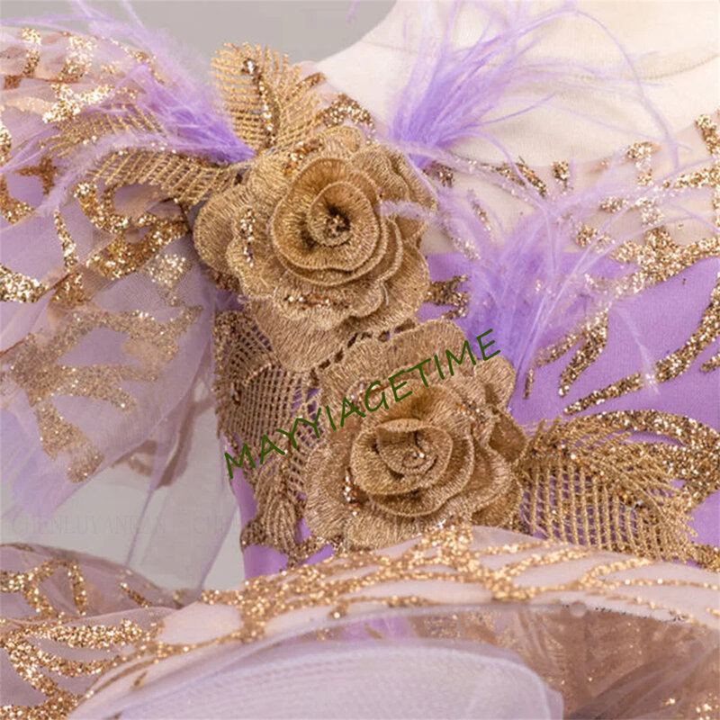 Liliowa bufiasta sukienka dla dziewczynki z kwiatami tiulowa krótka dziewczęca sukienka na wesele księżniczki koronkowa aplikacja z piór suknia do pierwszej komunii Dres