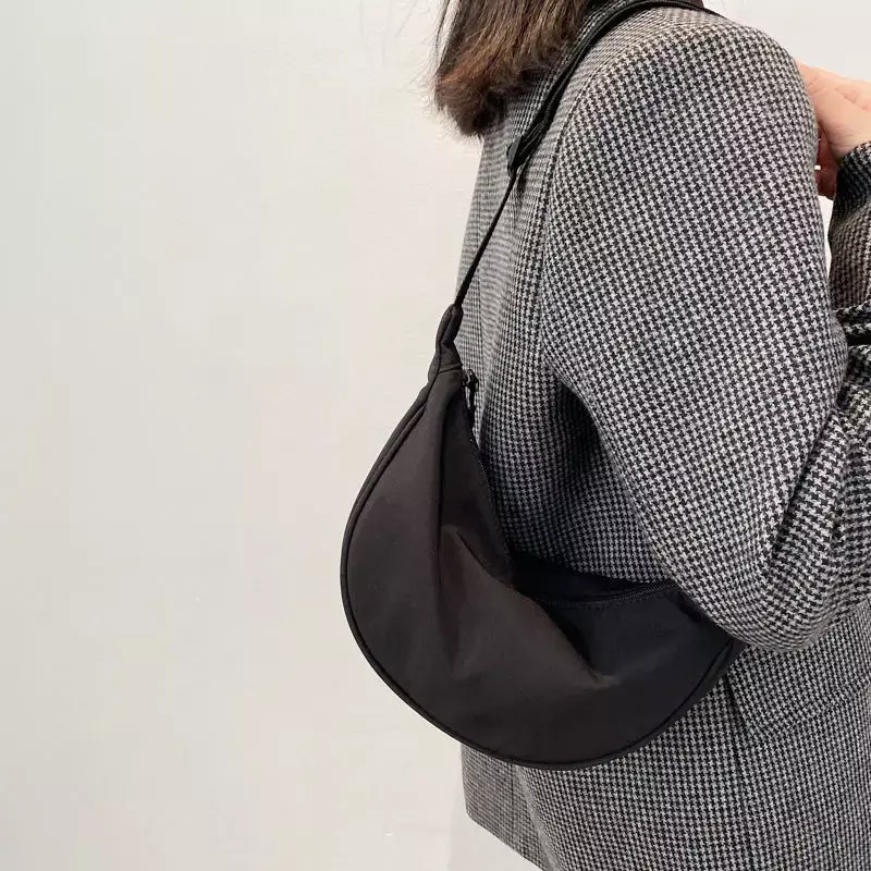 Borsa a tracolla in Nylon per donna 2024 nuova borsa per gnocchi alla moda borsa a tracolla leggera in tela borsa a tracolla in tela