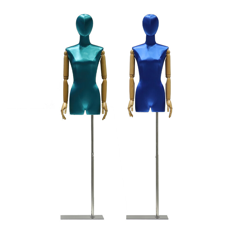 Modieuze Stoffen Hoes Vrouwelijke Half Body Mannequin Torso Metalen Voet Met Houten Arm Voor Trouwkleding Verstelbaar Rek