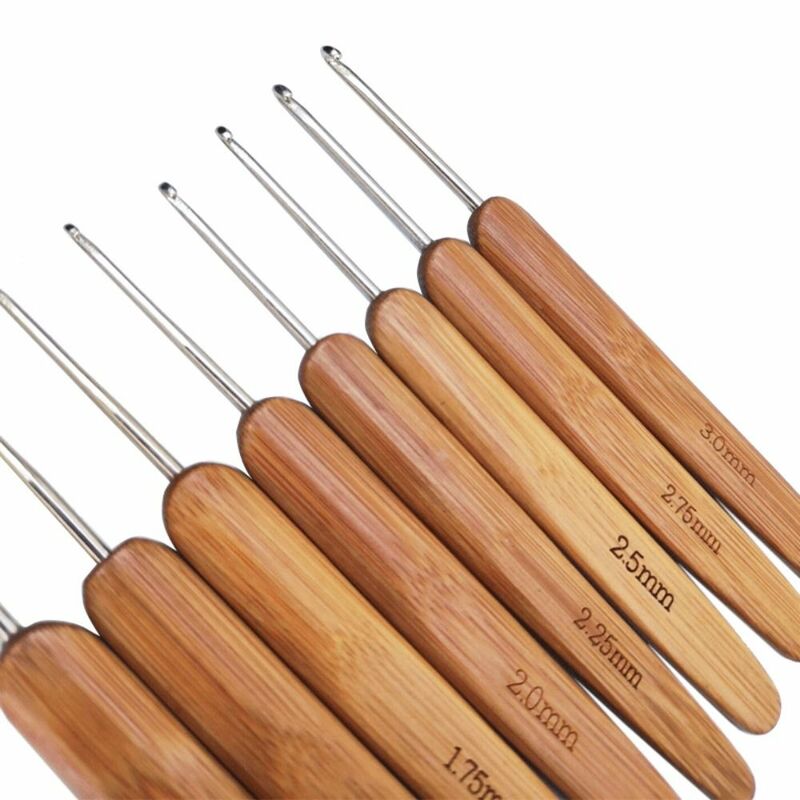 Ganchos de ganchillo de madera de bambú, agujas de ganchillo de tamaño pequeño largo, herramienta de tejido a mano, nuevo