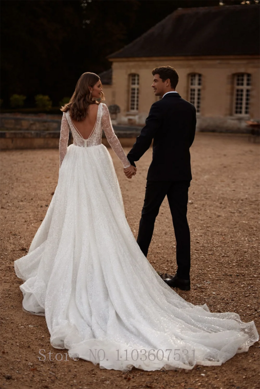 Elegante abito da sposa pieghettato con maniche lunghe Illusion con paillettes scintillanti per le donne abito da sposa a-line Sweep Court robe de mariée