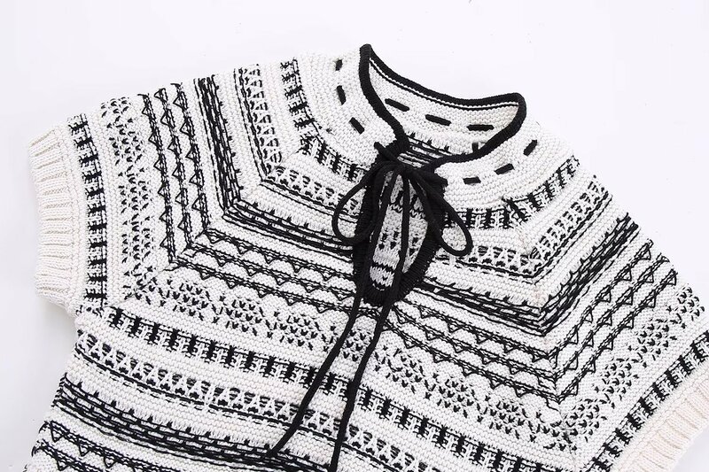 Women 2023 New Fashion Jacquard knit VintageShort sleeve Female Outerwear Chic Tops