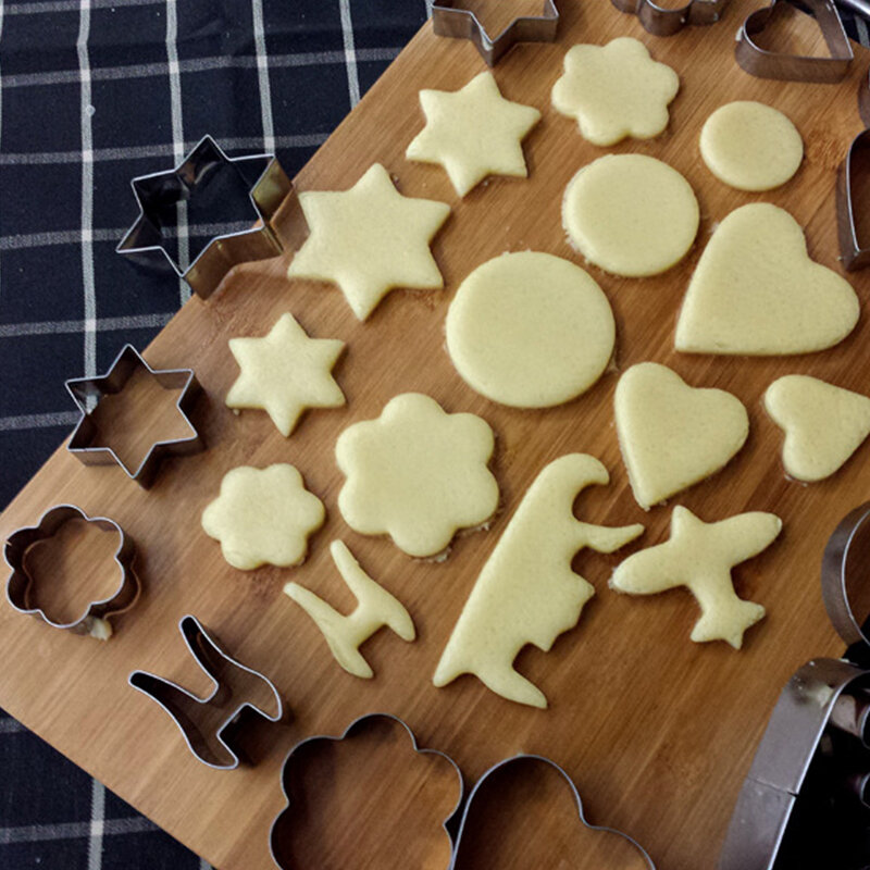 Mini cortador de galletas de Metal, formas geométricas para galletas, juego de prensa fácil, molde para hornear Fondant, suministros de cocina