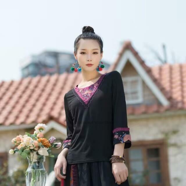 Camicia Base cinese in stile nazionale retrò donna ricamo floreale tradizionale Top Cheongsam Vintage Top Oriental Tea Art Hanfu Top
