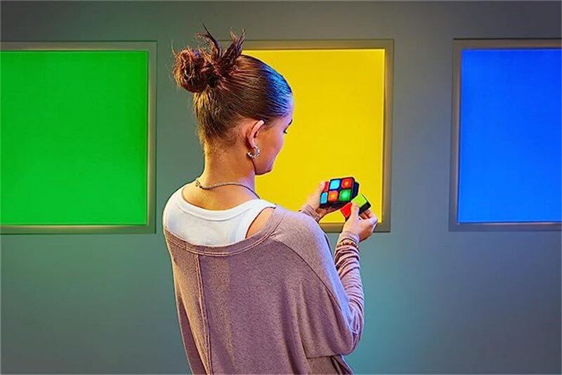 لعبة Flipslide من Ooniors ، لعبة إلكترونية محمولة على شكل قلب ، زلق ، ومطابقة الألوان للتغلب على الساعة-4 أوضاع للعبة-اللعب المتعدد