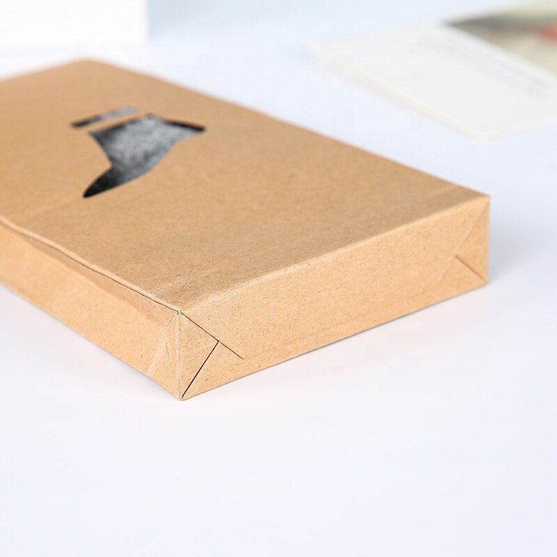 Producto personalizado, sobre ecológico, logotipo personalizado, caja de calcetines de papel Kraft marrón, embalaje de calcetines artesanales con ventana