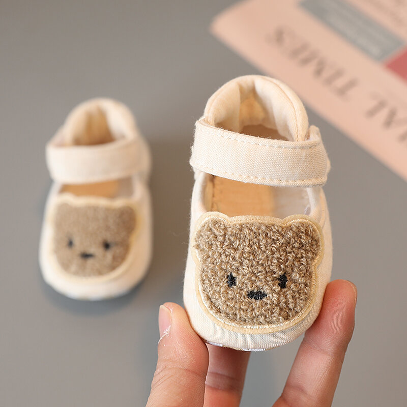 Новинка 2023, обувь для новорожденных, тапочки для мальчиков и девочек, повседневная обувь для первых шагов, зимняя обувь с маленькими животными