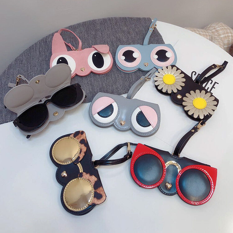 Cute Cartoon Glasses Case para homens e mulheres, óculos de sol portáteis, Myopia Glasses Organizer, manga protetora, Charm Bag, Charm