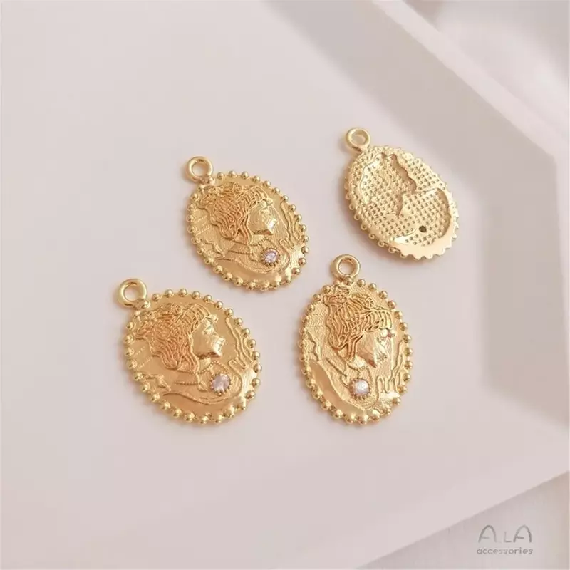 Bolsa Pendurada em Ouro 14K Estilo Europeu e Americano, Retro Portrait Gold Coin, Pingente com Charme para Cabeça Queen Maria, K129