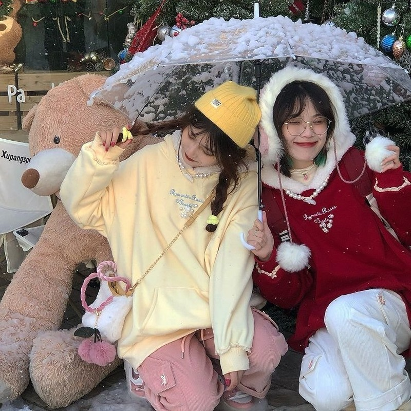 QWEEK Kawaii Có Mũ Bông Tai Kẹp Áo Thun Chui Đầu Giáng Sinh Đỏ Áo Hoodie Quá Khổ Ngọt Mềm Bé Gái Thời Trang Hàn Quốc Thêu Dễ Thương