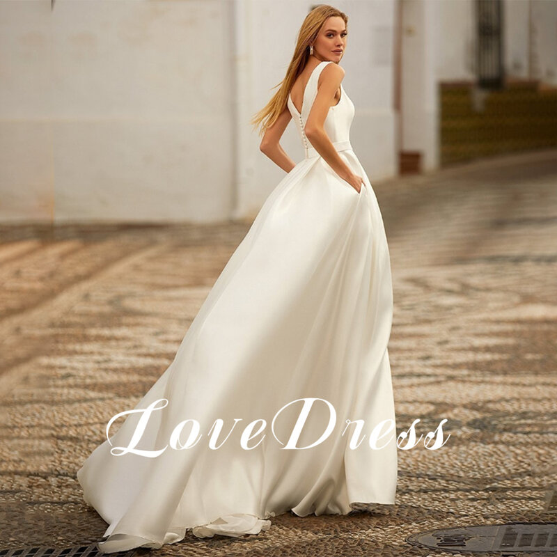 LoveDress gaun pernikahan tanpa lengan leher V dalam untuk wanita lipatan A-Line gaun pengantin kancing sederhana gaun Kereta Satin Vestido de novia