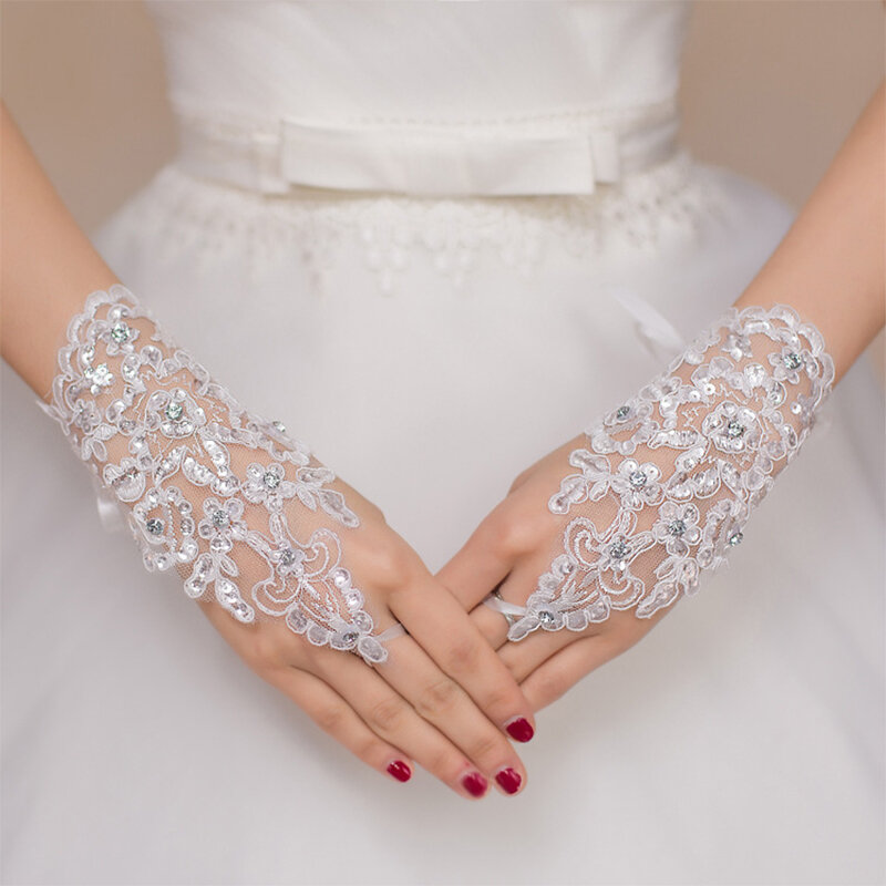 Elegant Short Paragraph Lace Fingerless Rhinestone Bridal Gloves for Wedding Party Sexy Accessories