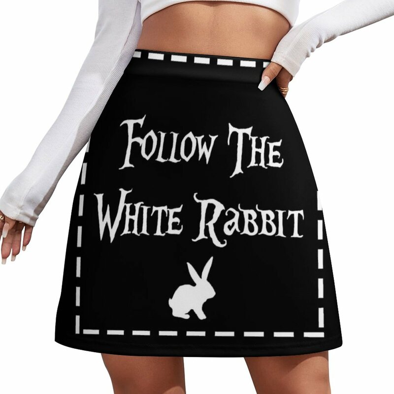Mulheres Siga o coelho branco Mini saia, saia versão preta, roupas de luxo, saias femininas