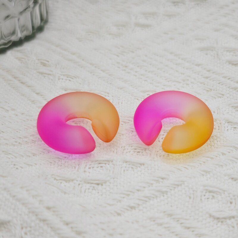 Clipe de punho de orelha colorido chique para orelhas não perfuradas, bijuterias, design exclusivo em forma de c, versátil e moderno