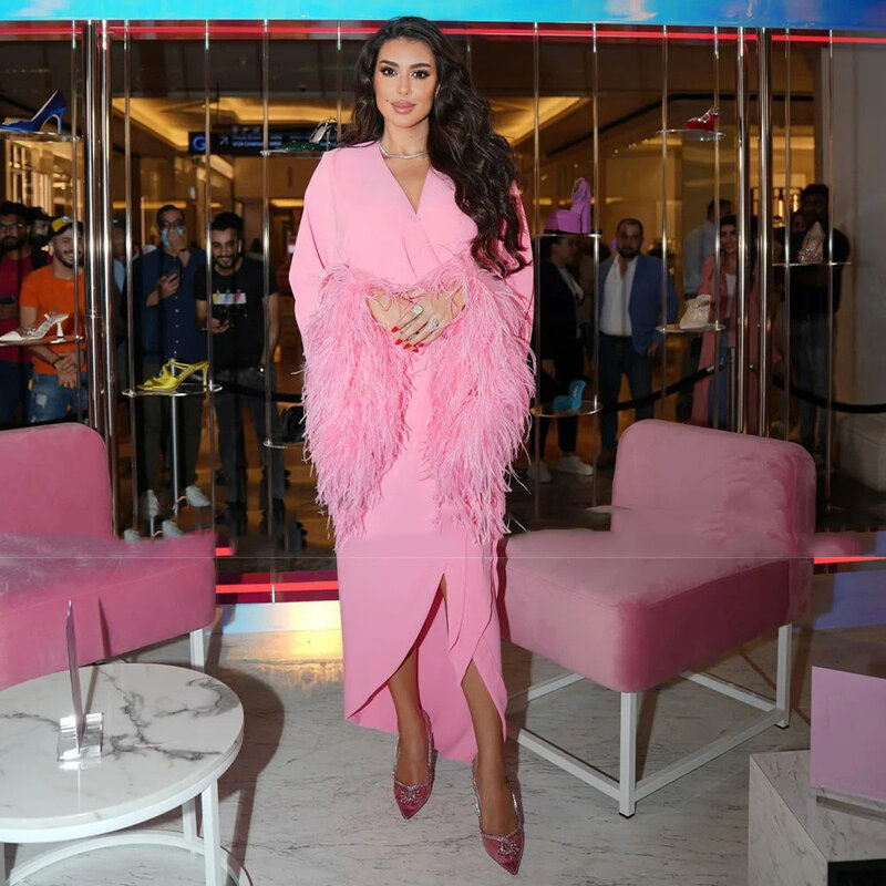 Różowe suknie wieczorowe arabska dla kobiet 2024 luksusowe suknie wizytowe z piór długie rękawy z dekoltem w szpic sukienka na studniówkę sukienka galowa