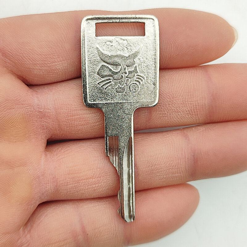 Bobcat chave é aplicável a S550, s185 minicarregadeira, vassoura chave, s331 / S160 escavadeira
