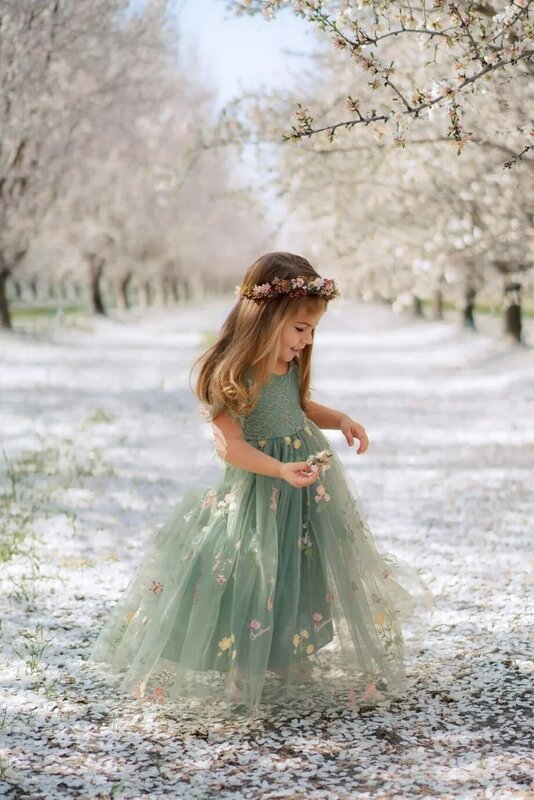 Salbei grüne Stickerei lange Prinzessin Blumen mädchen Kleider Tüll Kurzarm Hochzeits feier Ballkleid Geburtstag Boho Kleid für Mädchen